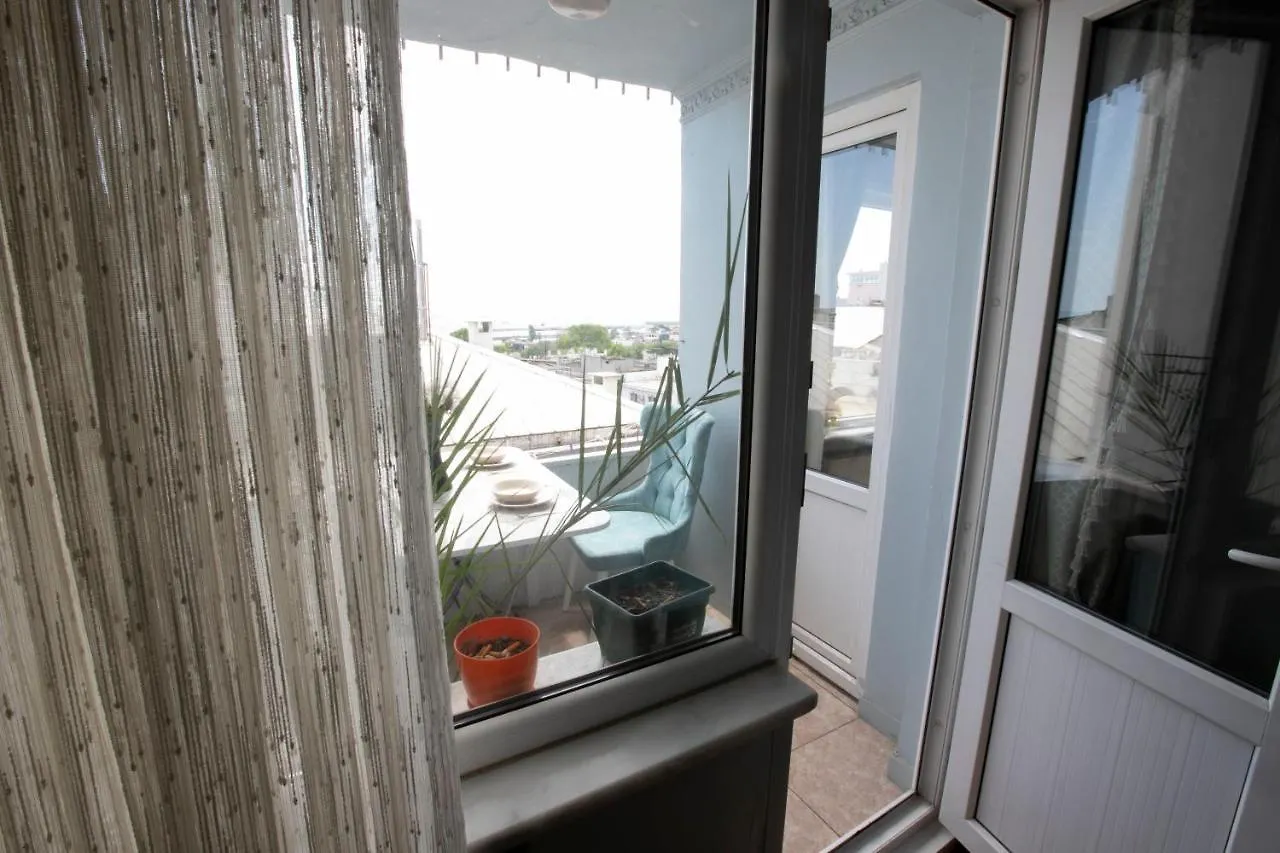 2Br-1Lr Seaview Family Place Next To Center Стамбул Турция